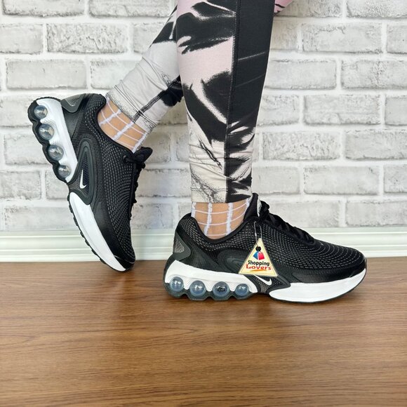 Nike Air Max DN GS Youth 6Y Black Metallic Black Limited Rare Sneaker FB8987-007 - Picture 2 of 13